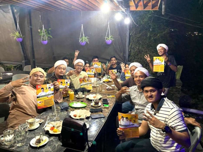 Mahasiswa Tariqat Naqsyabandiyah Alkholidiyah Jalaliyah Solid Menangkan Paslon Suwai Nomor Urut 3 Pilgubri