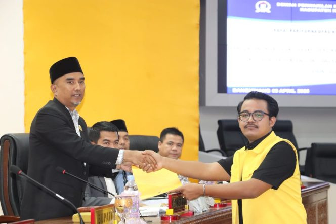 Pandangan Fraksi Golkar Terkait LKPJ Bupati Kampar, Amir: Bayarkan Gaji Honorer Sebelum Keringat Kering