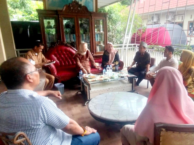 Menjemput Tuah Badan, Ida Yulita Susanti Jemput Hj Rosnaniar Menobatkan Siompu Kampar 