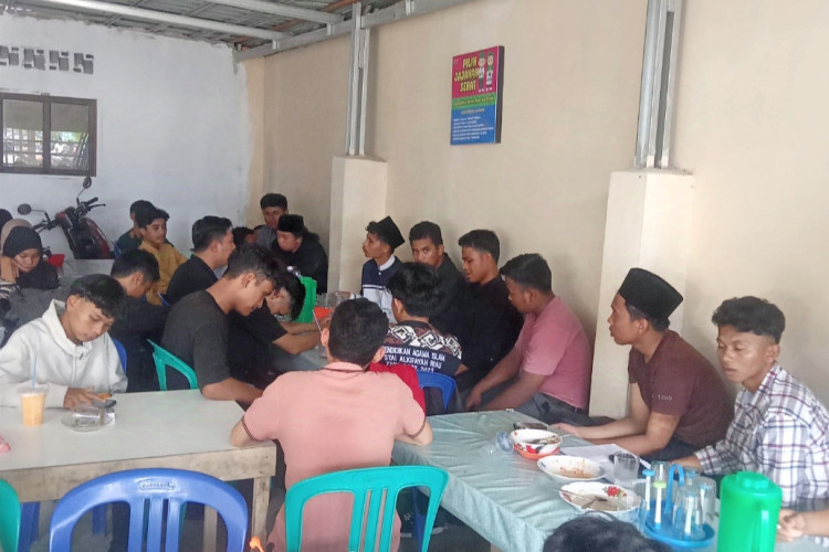 Hima Kosgoro 1957 Lanjutkan Estafet Road Campus, STIT Al Kifayah Jadi Tuan Rumah