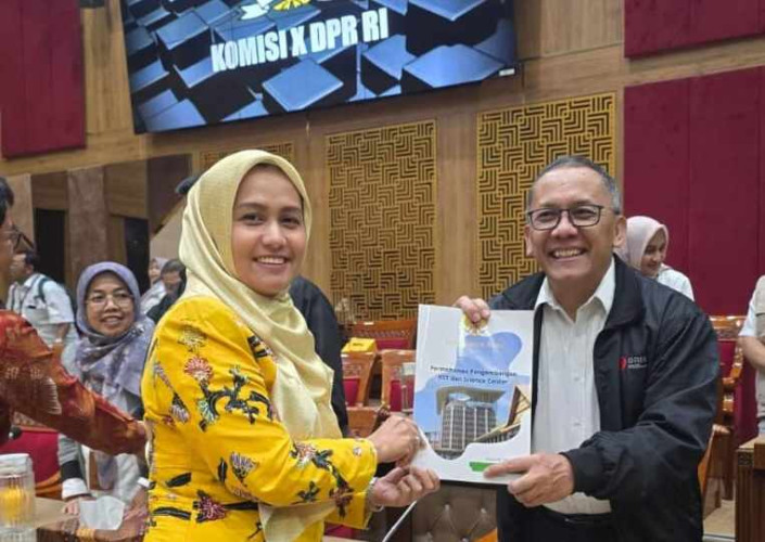 Anggota DPR RI Komisi X asal Riau Karmila Sari Dorong BRIN Kembangkan Ekosistem Sains dan Teknologi di Riau